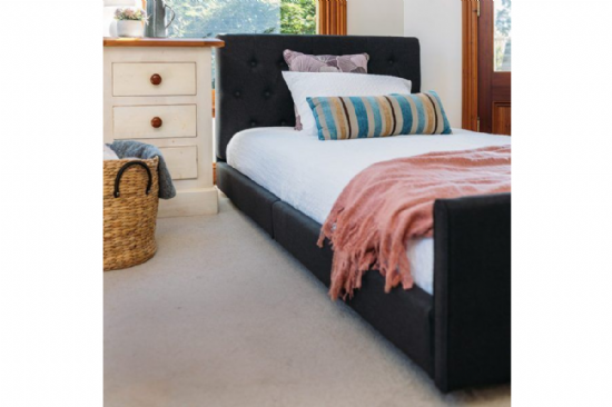 Casero Bed